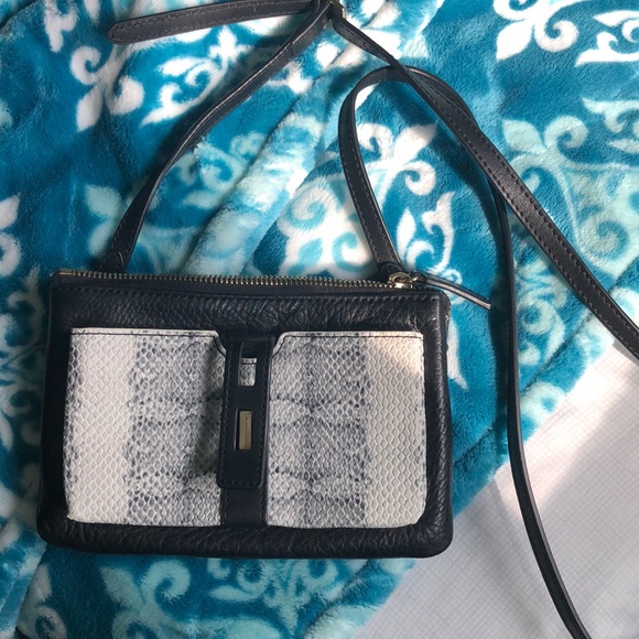 VINCE CAMUTO DARLA CROSSBODY - Picture 1 of 8